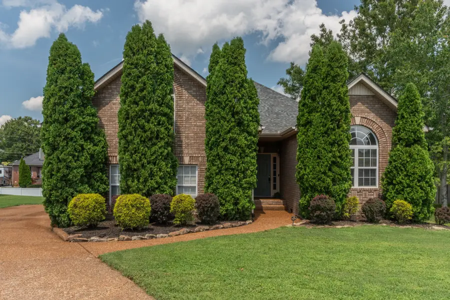 206 Kiowa Ct, White House, TN 37188 - #2