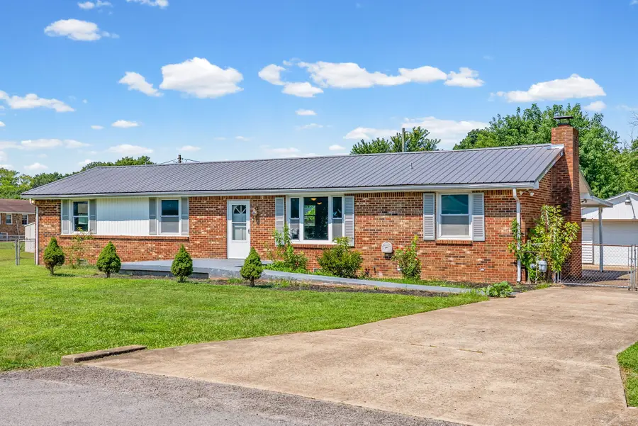 203 Sewell Dr, Clarksville, TN 37042 - #3