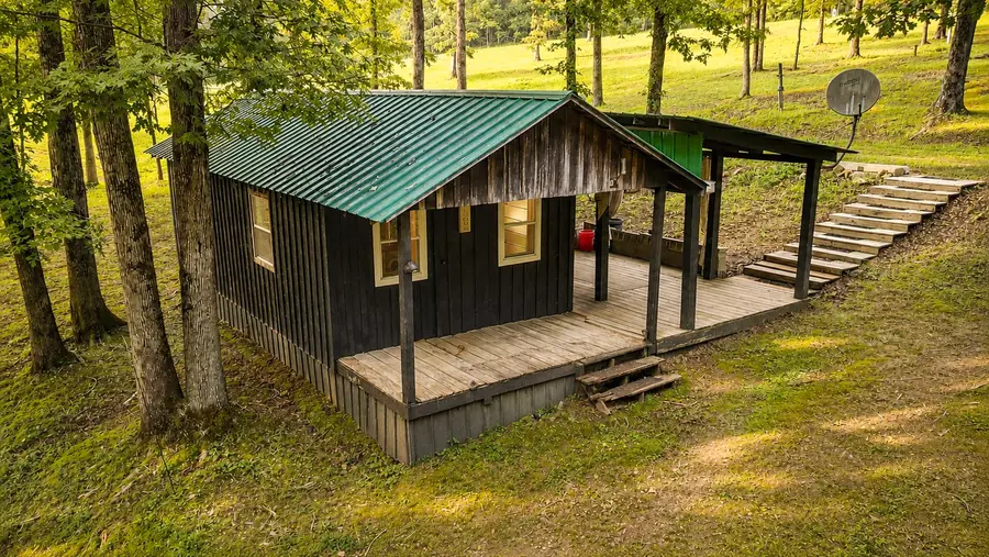 122 Day Break Rd, Summertown, TN 38483 - #2