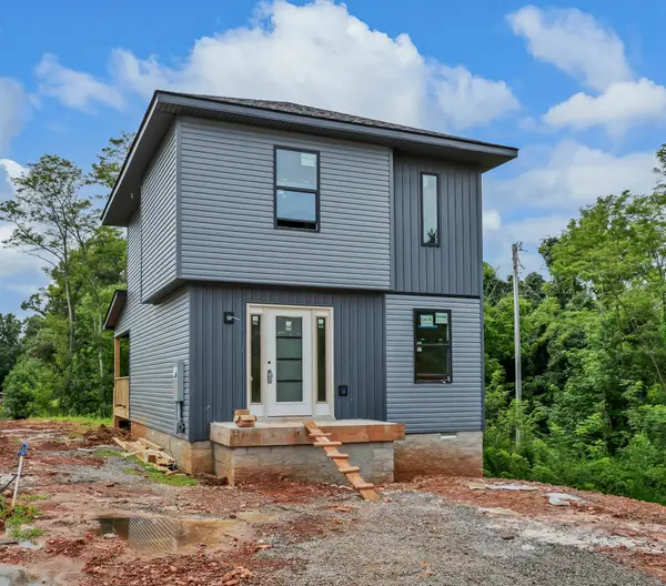 236 Switchgrass Dr, Clarksville, TN 37042
