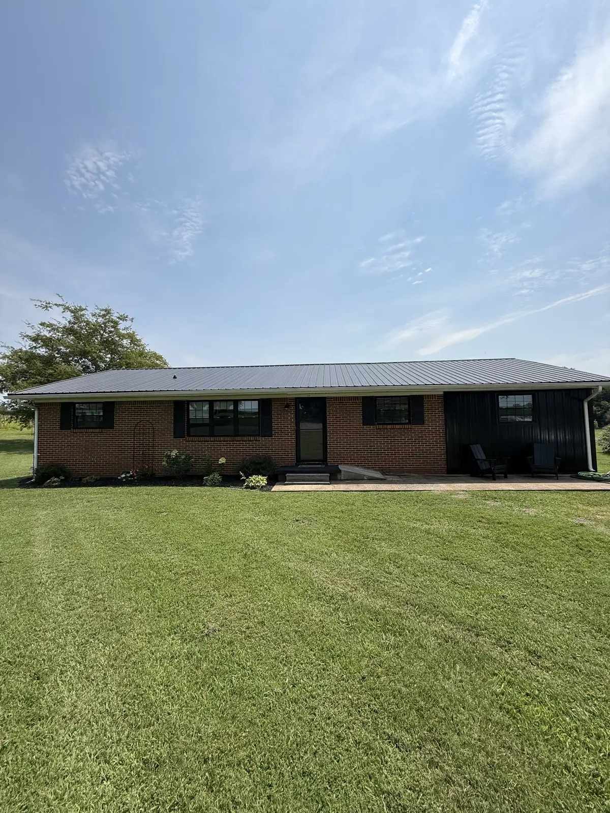 729 Weakley Creek Rd E, Lawrenceburg, TN 38464 - #1