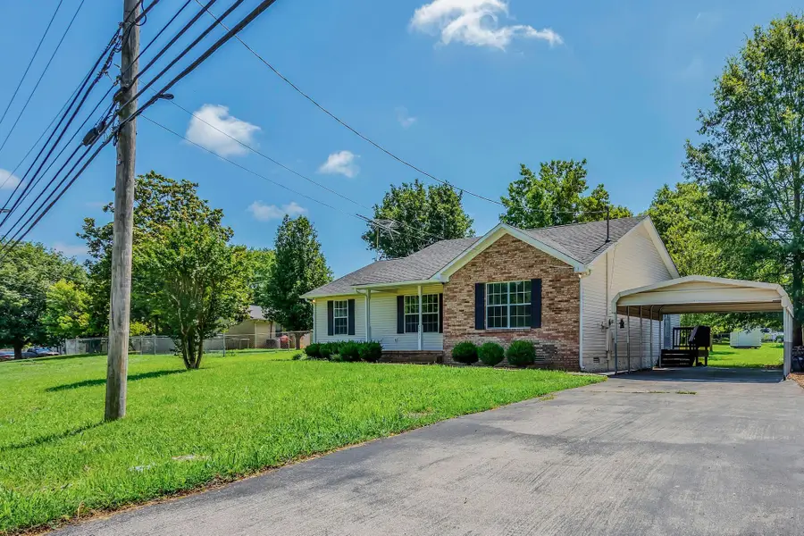 2915 Campbellsville Pike, Columbia, TN 38401 - #2