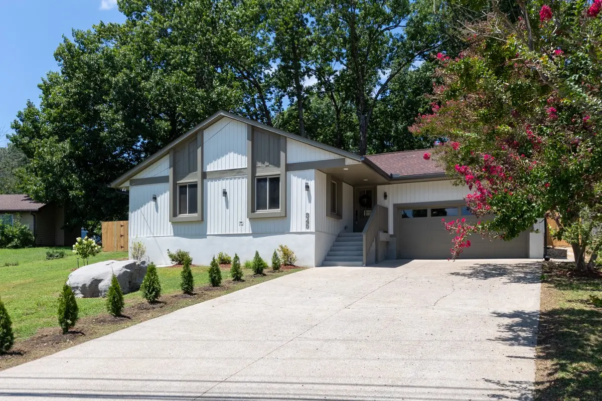 345 Cedarmont Dr, Nashville, TN 37211 - #1
