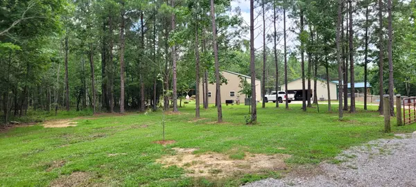 167 Freeman Fielder Rd, Stewart, TN 37175