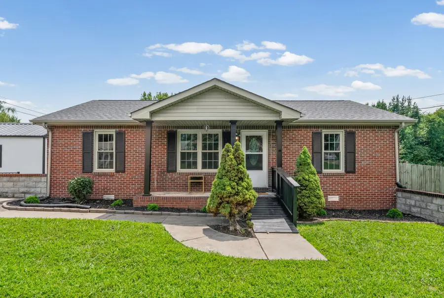 362 Donna Dr, Clarksville, TN 37042 - #2