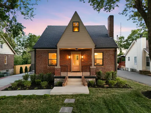 1012 Hart Ln, Nashville, TN 37216