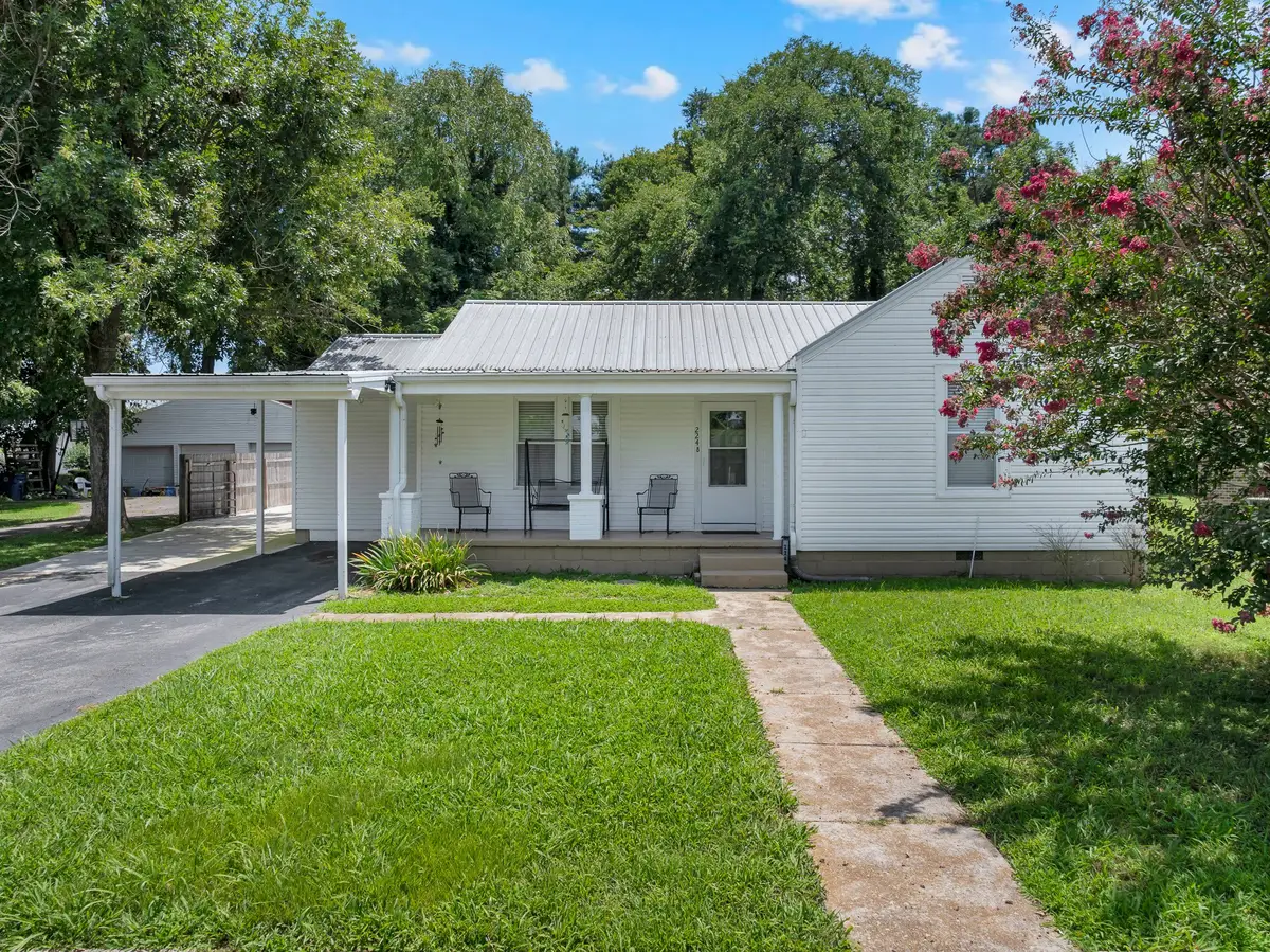 224 Carter St, Shelbyville, TN 37160 - #1