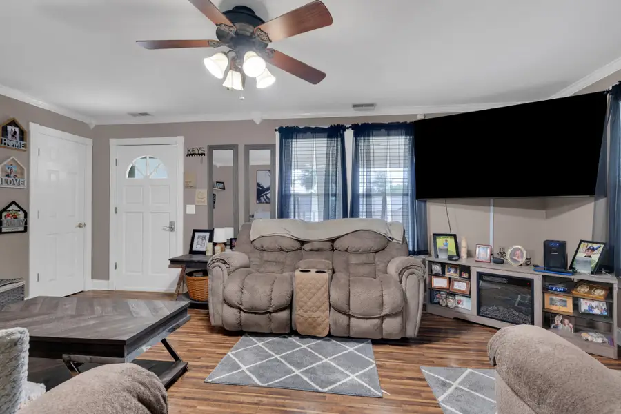 224 Carter St, Shelbyville, TN 37160 - #3