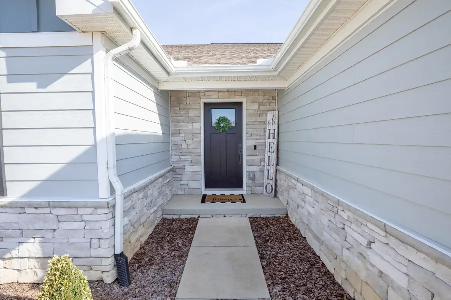 909 Wilkinson Ln, White House, TN 37188 - #2