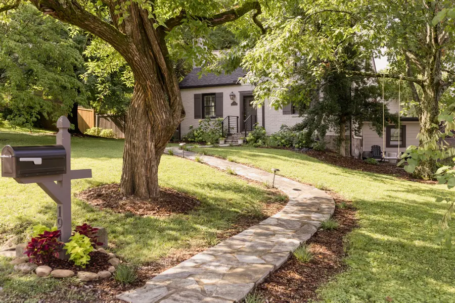 1919 Wildwood Ave, Nashville, TN 37212 - #2