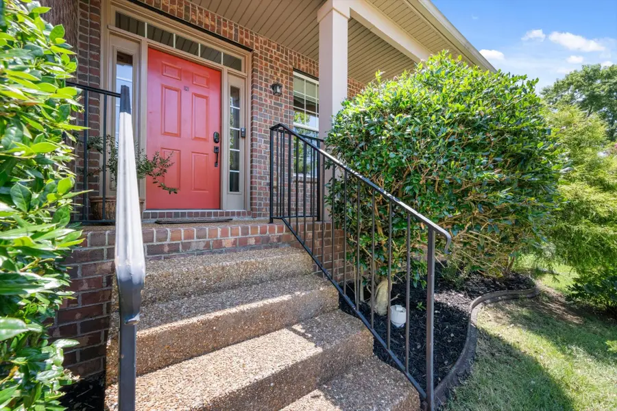 600 Collinscrest Ct, Nashville, TN 37221 - #3
