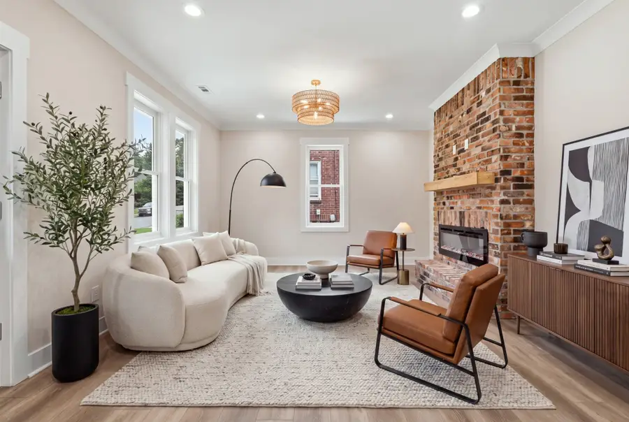 918 Petway Ave, Nashville, TN 37206 - #3