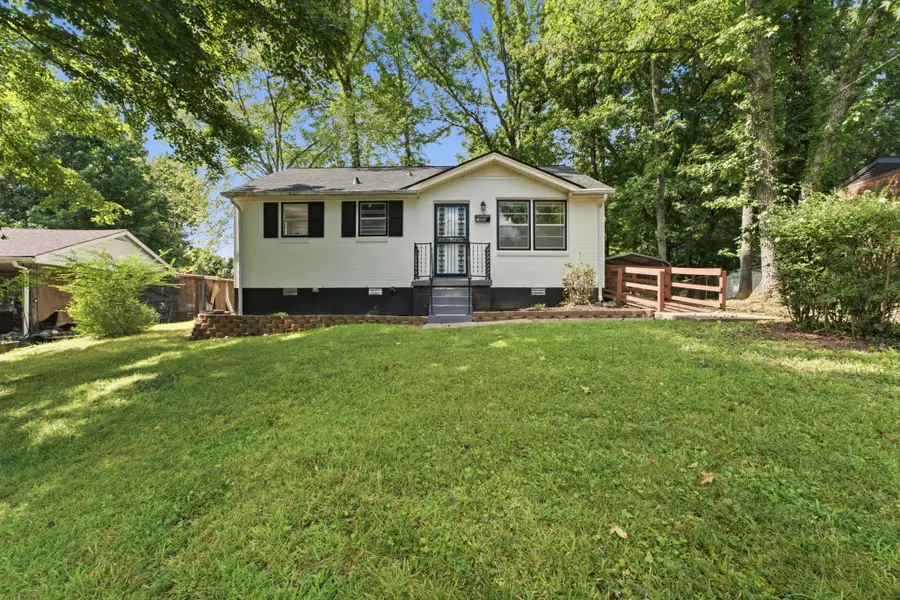 1440 Elm Hill Dr, Clarksville, TN 37040 - #2