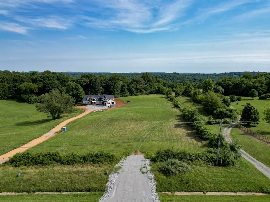 1929 New Lewisburg Hwy, Columbia, TN 38401 - #2