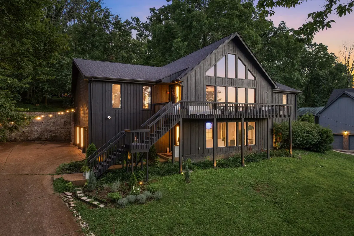5937 Woodland Hills Dr, Nashville, TN 37211 - #1