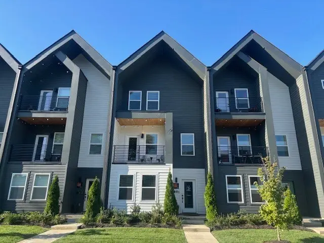 112 Fitzgerald Dr, Nashville, TN 37214 - #1
