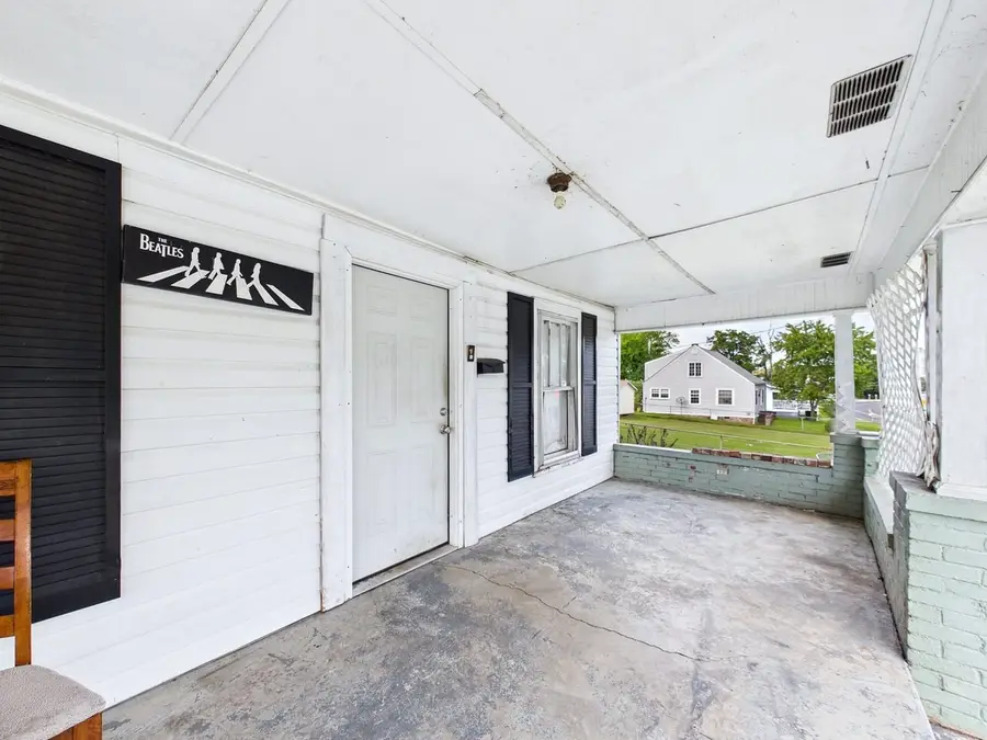 812 Eastanallee Ave, Athens, TN 37303 - #3