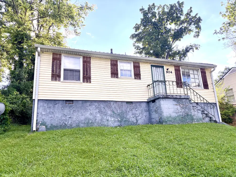 904 South 14th Street, Nashville, TN 37206 - #2