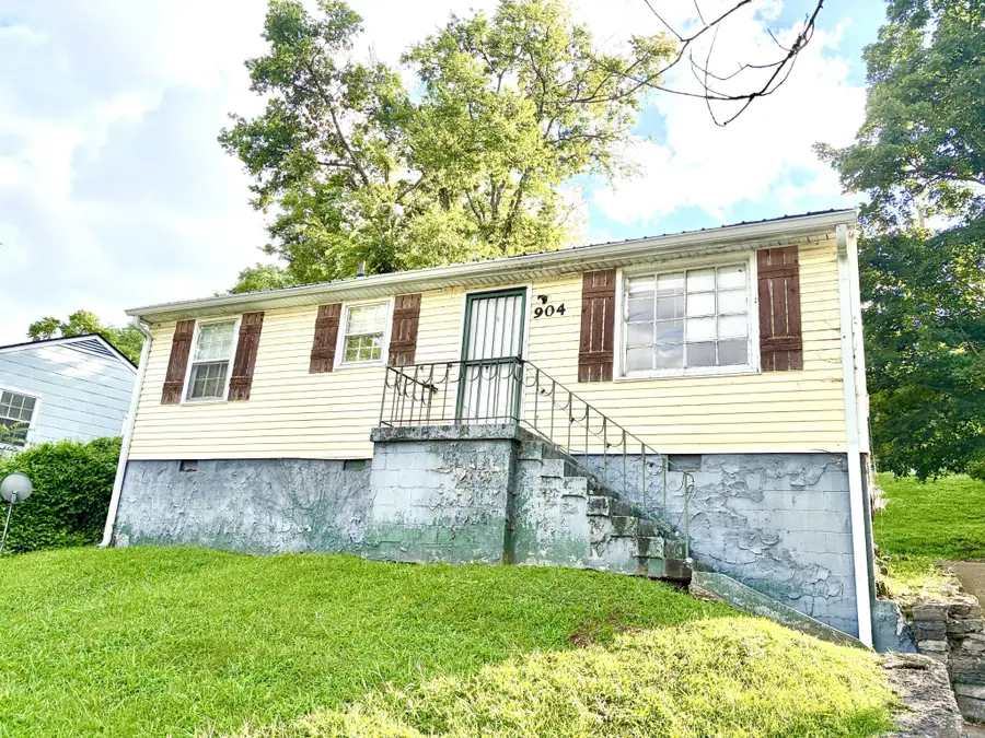 904 South 14th Street, Nashville, TN 37206 - #3
