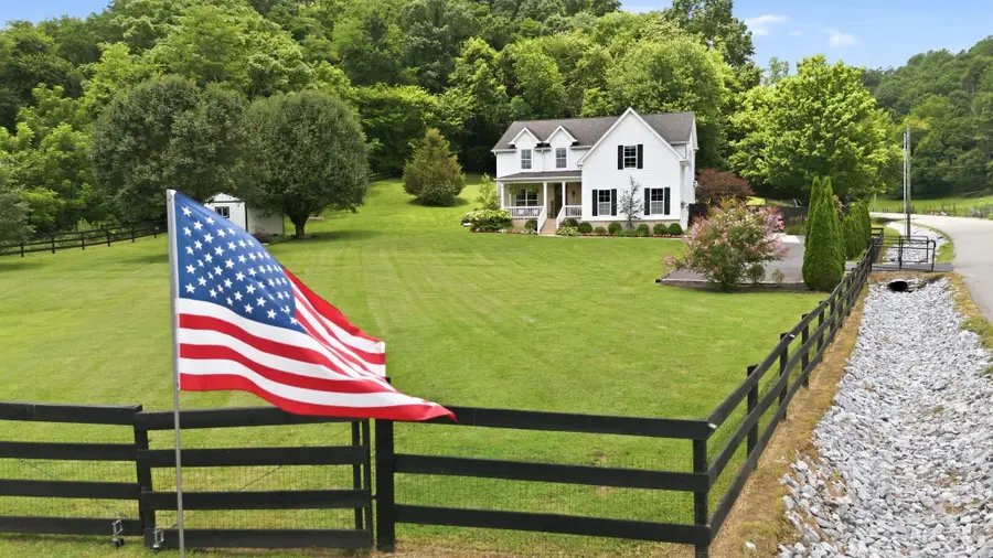 1779 Cayce Springs Rd, Thompsons Station, TN 37179 - #2
