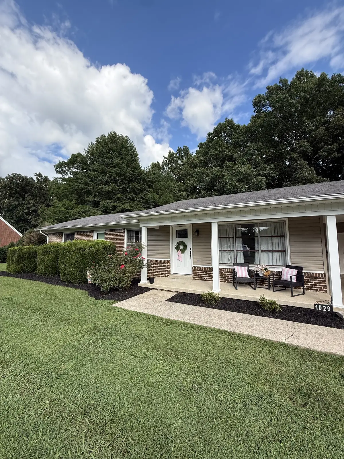 1029 Pine Cir, Lawrenceburg, TN 38464 - #1