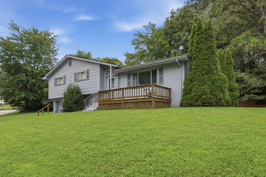 1127 Hillsboro Drive, Chattanooga, TN 37412 - #3