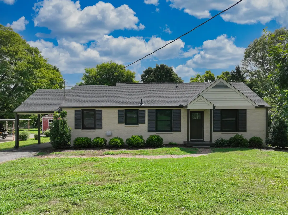 2213 Ridgecrest Dr, Nashville, TN 37216 - #1