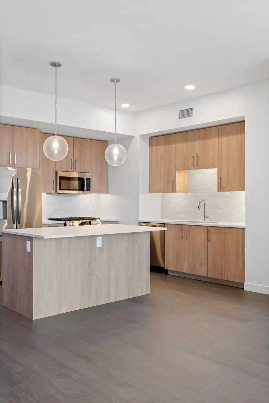 1212 Demonbreun St #A13, Nashville, TN 37203 - #3