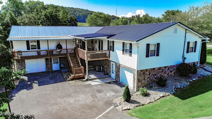 500 Buckingham Dr, Newport, TN 37821 - #3