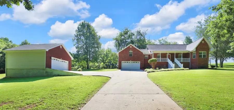 2073 Mcmahan Hollow Rd, Pleasant View, TN 37146 - #2