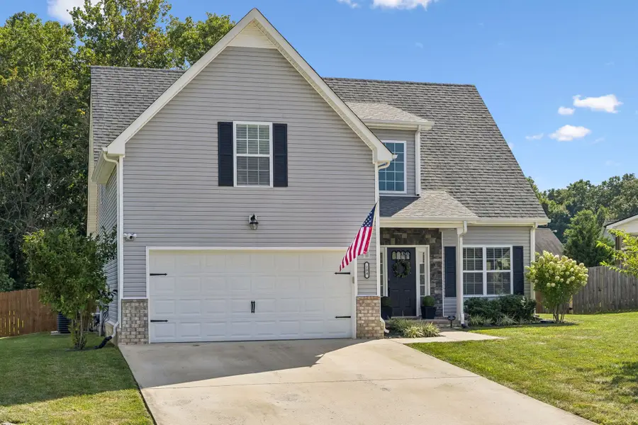 204 Liam Ct, Clarksville, TN 37043 - #3