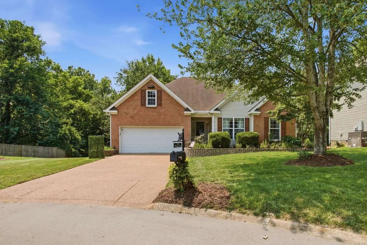 1042 Watauga Ct, Thompsons Station, TN 37179 - #1