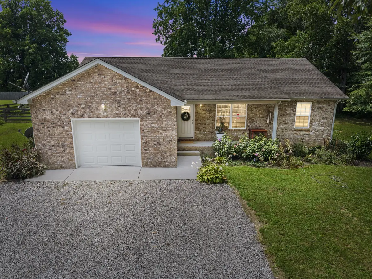 1223 Ab Wade Rd, Portland, TN 37148 - #1