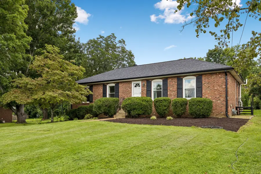 569 Mcmurray Dr, Nashville, TN 37211 - #3