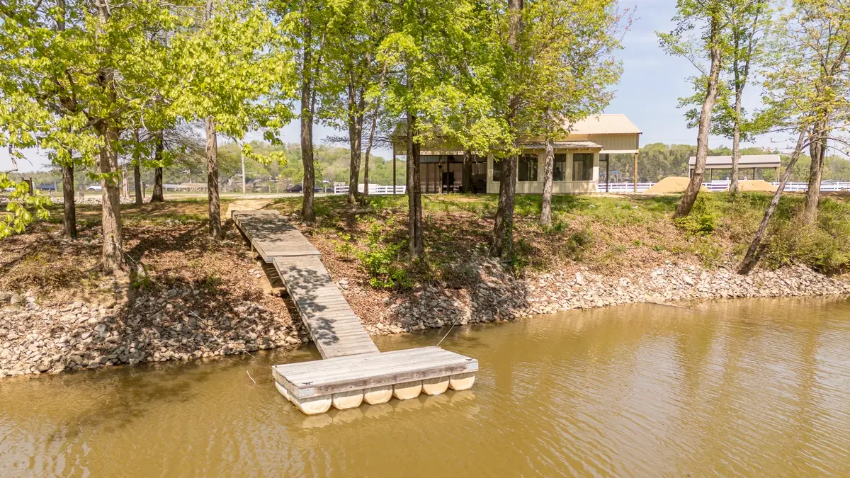 368 Duck Blind Rd, Clifton, TN 38425 - #1