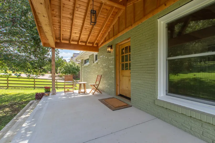 929 Davidson Dr, Nashville, TN 37205 - #2