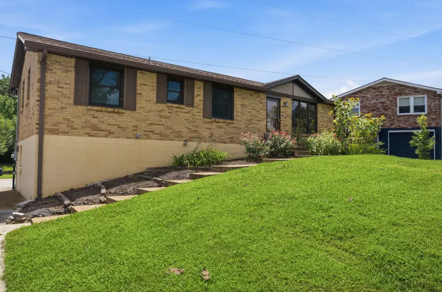 434 Capri Dr, Nashville, TN 37209 - #2