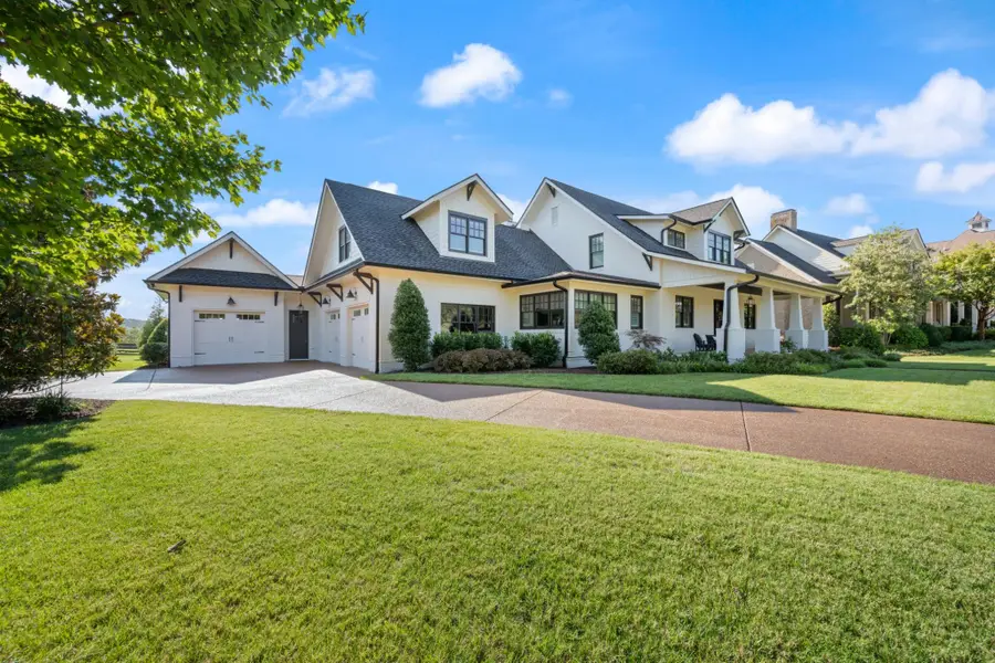 5182 Wildings Blvd, College Grove, TN 37046 - #2