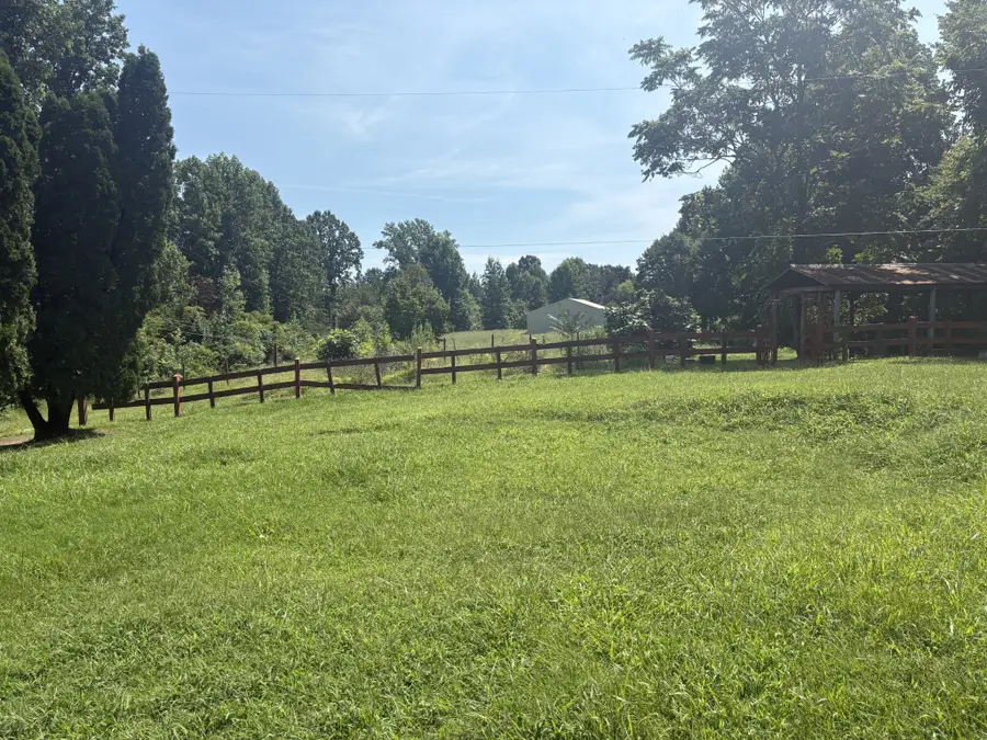 2350 Lewisburg Hwy, Pulaski, TN 38478 - #2