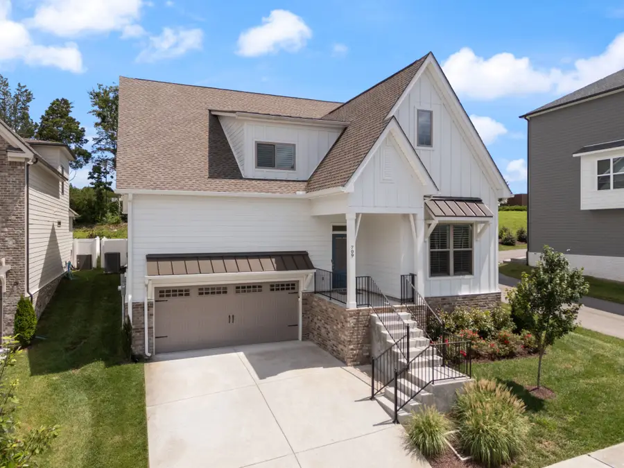 709 Fordham Dr, Brentwood, TN 37027 - #2