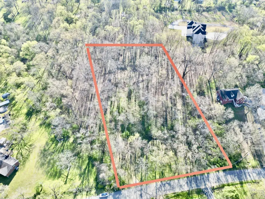 110 Lakeside Park Dr, Hendersonville, TN 37075 - #2