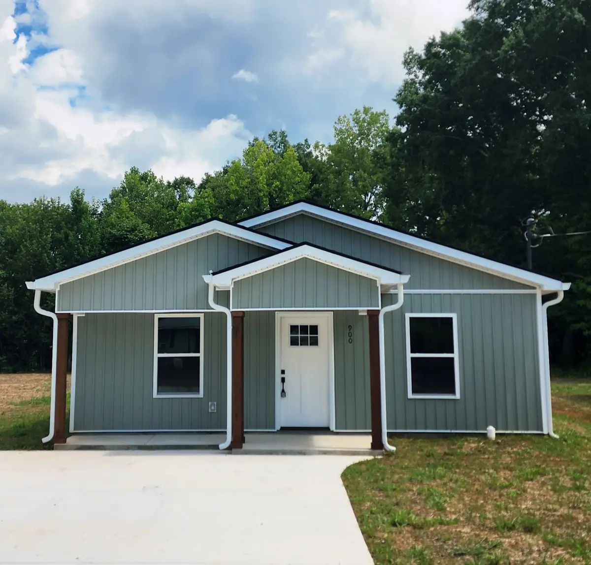 900 East Decherd Street, Tullahoma, TN 37388 - #1