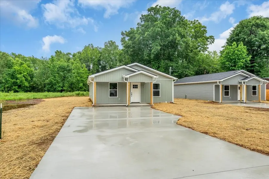 900 East Decherd Street, Tullahoma, TN 37388 - #3