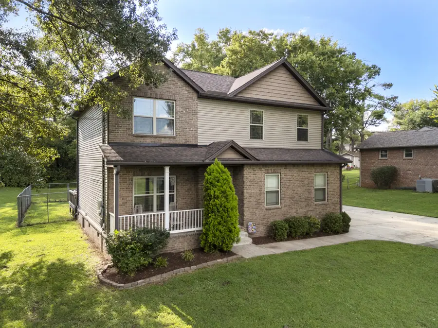 2272 Zion Rd, Columbia, TN 38401 - #2