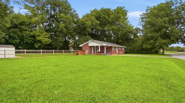 132 County Road 738, Riceville, TN 37370