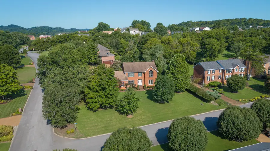 700 Rachel Dr, Goodlettsville, TN 37072 - #2