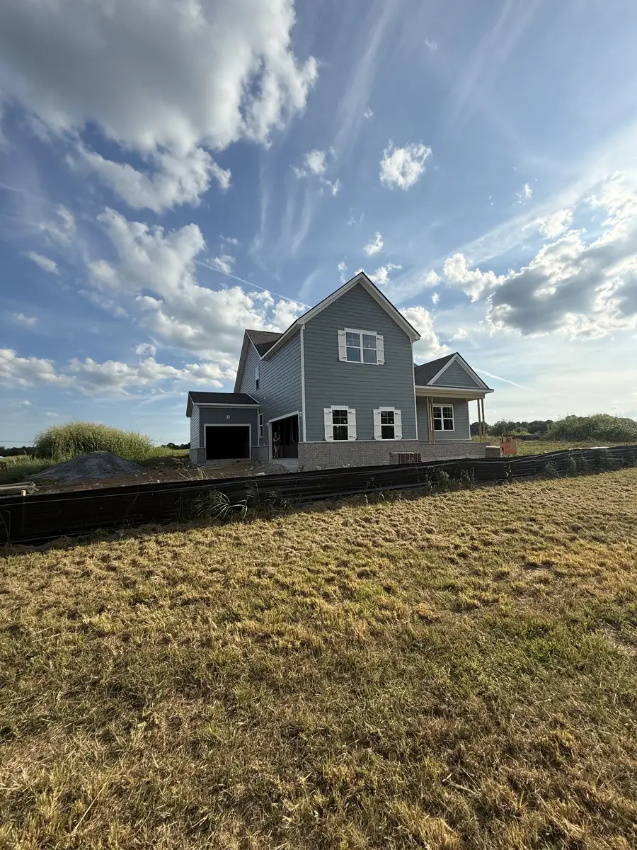 241 Stoneridge Cir, Shelbyville, TN 37160 - #2