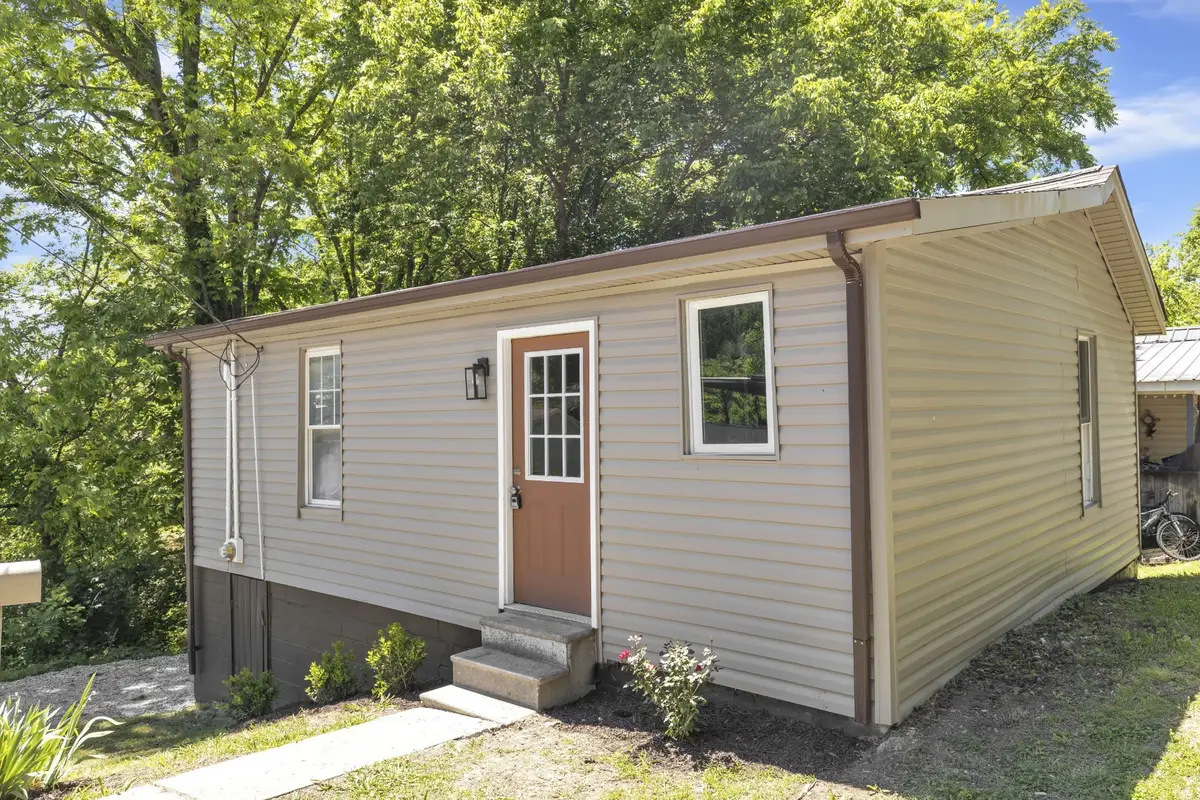 223 4th Ave E, Springfield, TN 37172 - #1