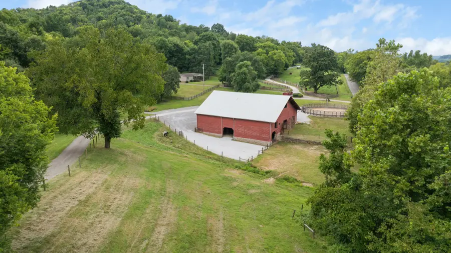 1307 Mooresville Rd, Culleoka, TN 38451 - #3