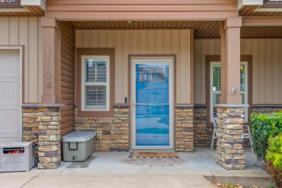 1104 Michaela Cir, Clarksville, TN 37043 - #2
